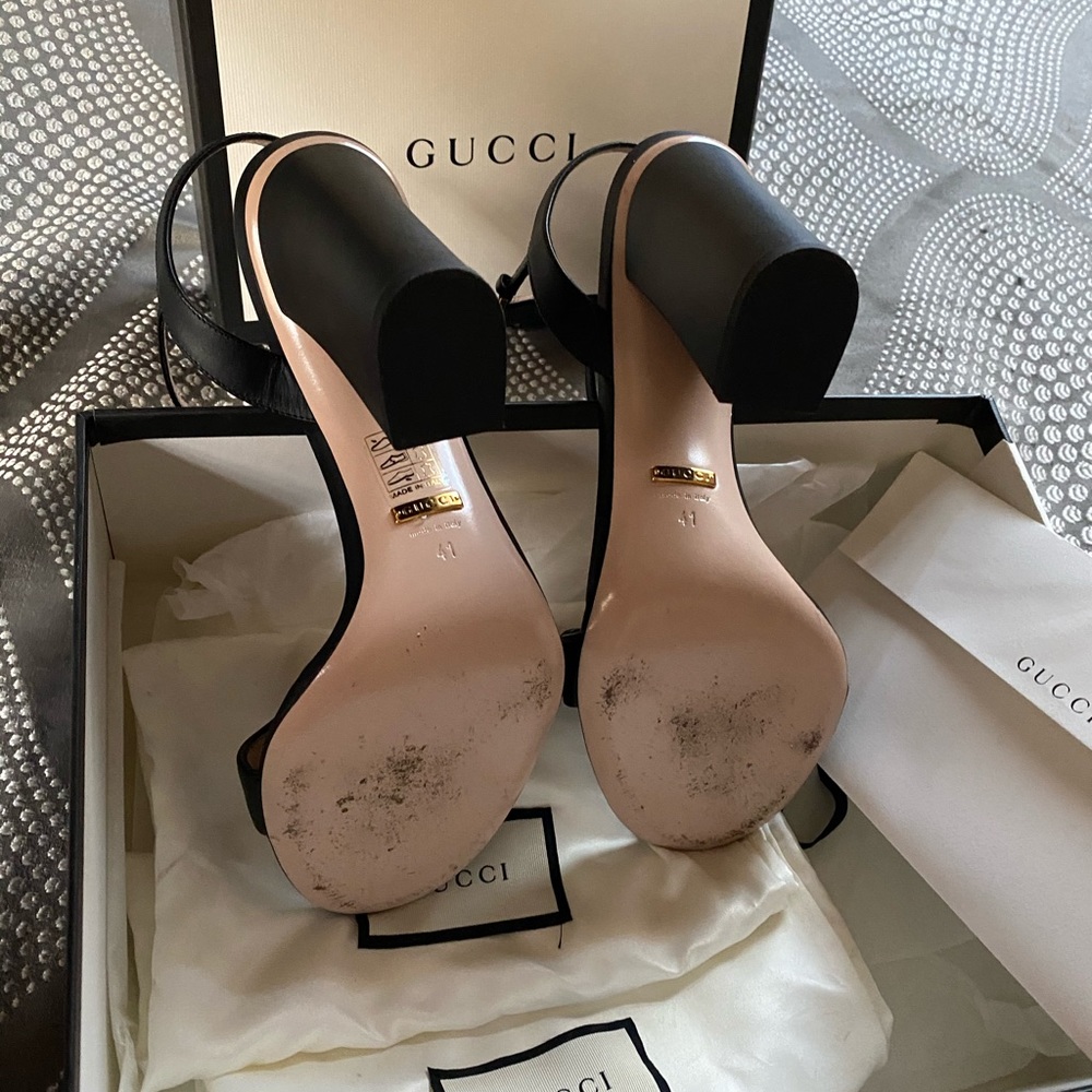 Gucci leather sandals